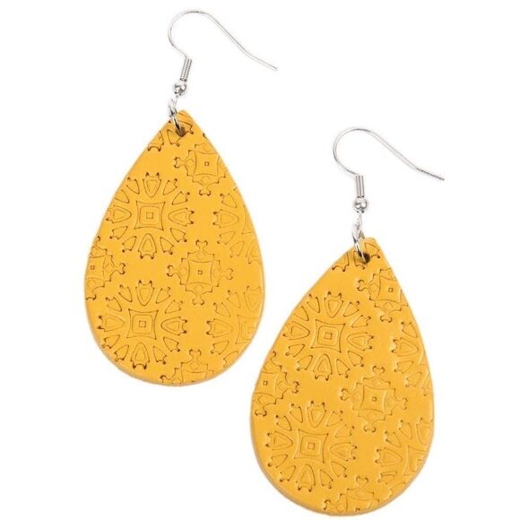 Yellow leather earrings - Picture 1 of 1